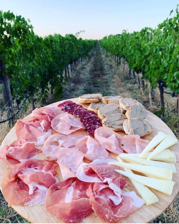 Agriturismo Il Divin Casale Torgiano Bagian luar foto