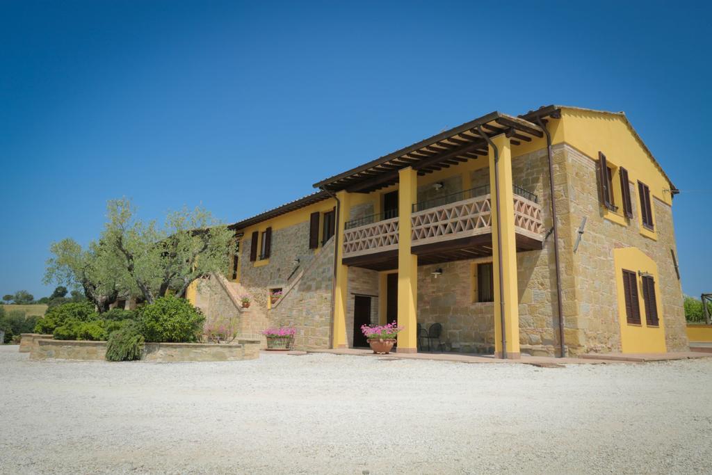 Agriturismo Il Divin Casale Torgiano Bagian luar foto